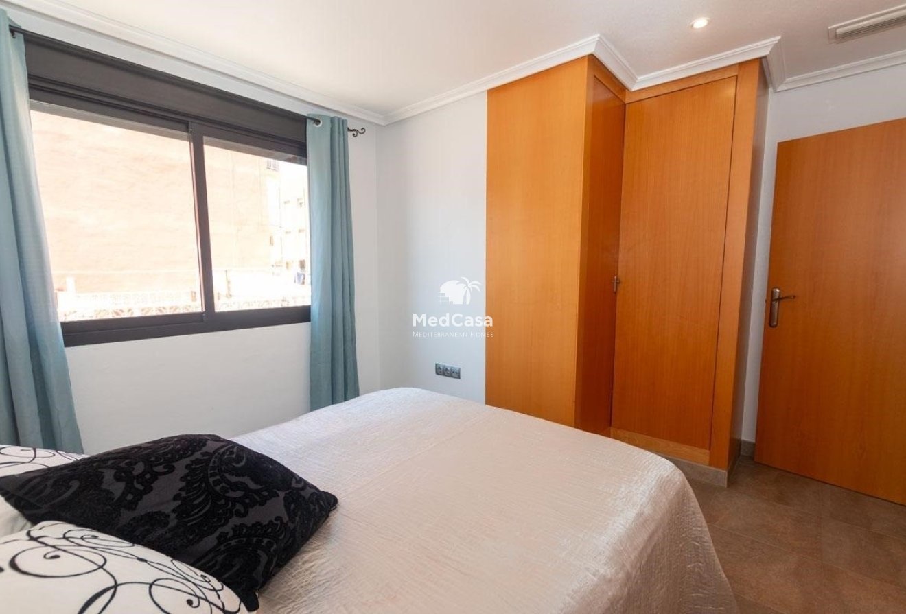 Segunda mano - Apartamento -
Torrevieja - La Mata