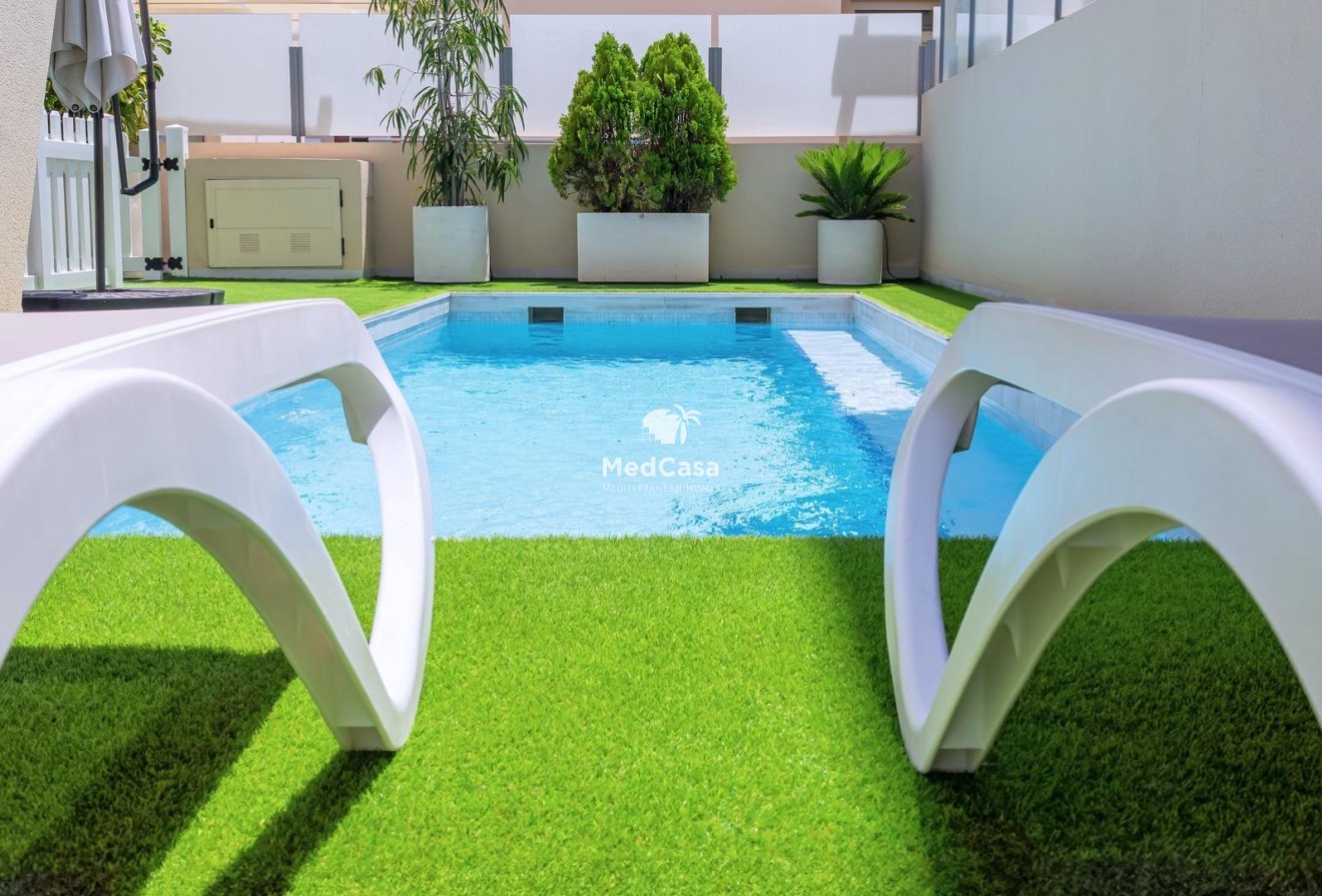 Segunda mano - Villa -
Pilar de la Horadada - Pueblo Latino