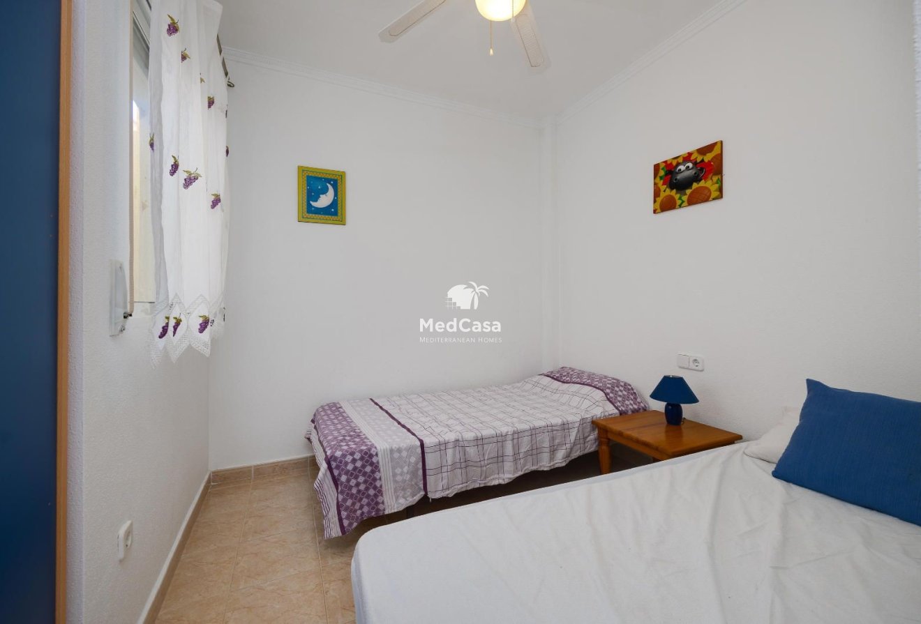 Segunda mano - Apartamento planta baja -
Torrevieja - Nueva Torrevieja - Aguas Nuevas