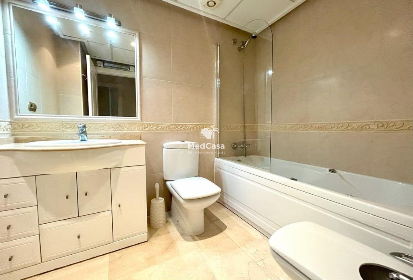 Resale - Penthouse -
Orihuela Costa - Aguamarina