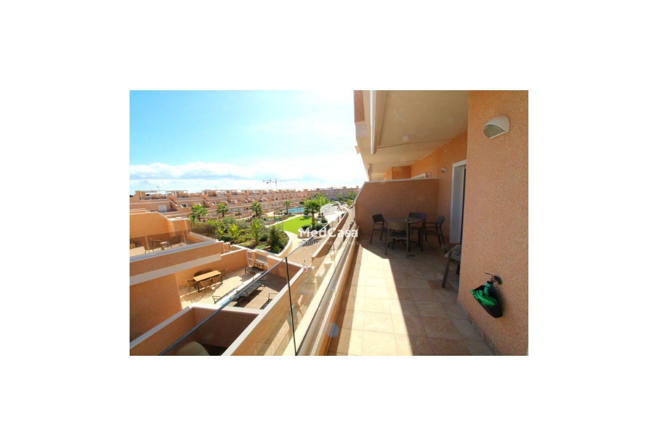 Resale - Apartment -
Pilar de la Horadada - Torre de la Horadada