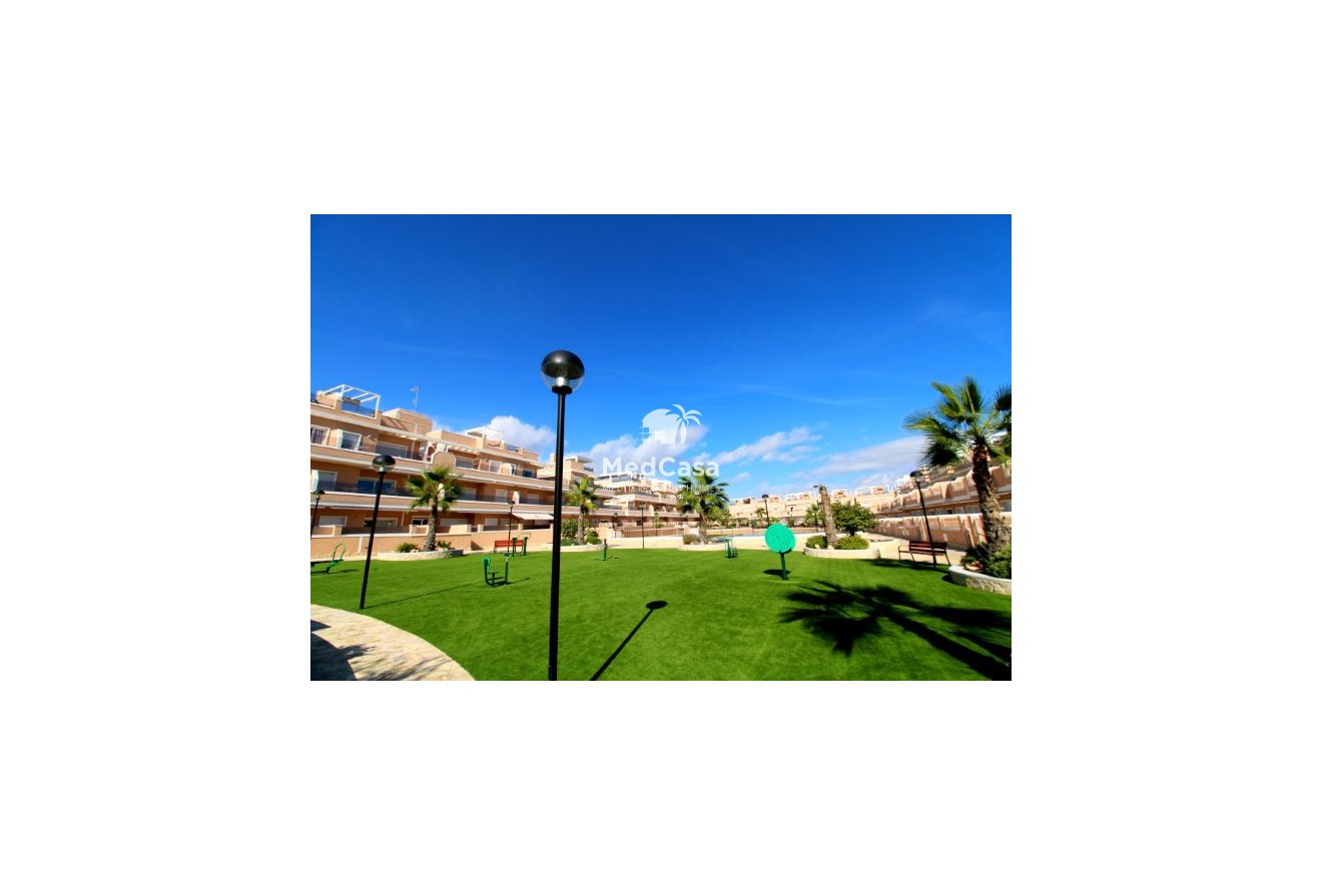 Resale - Apartment -
Pilar de la Horadada - Torre de la Horadada