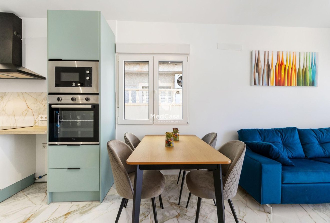 Resale - Villa -
Torrevieja - El chaparral