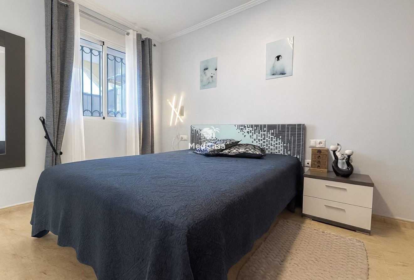 Resale - Apartment -
Orihuela Costa - Altos de Campoamor