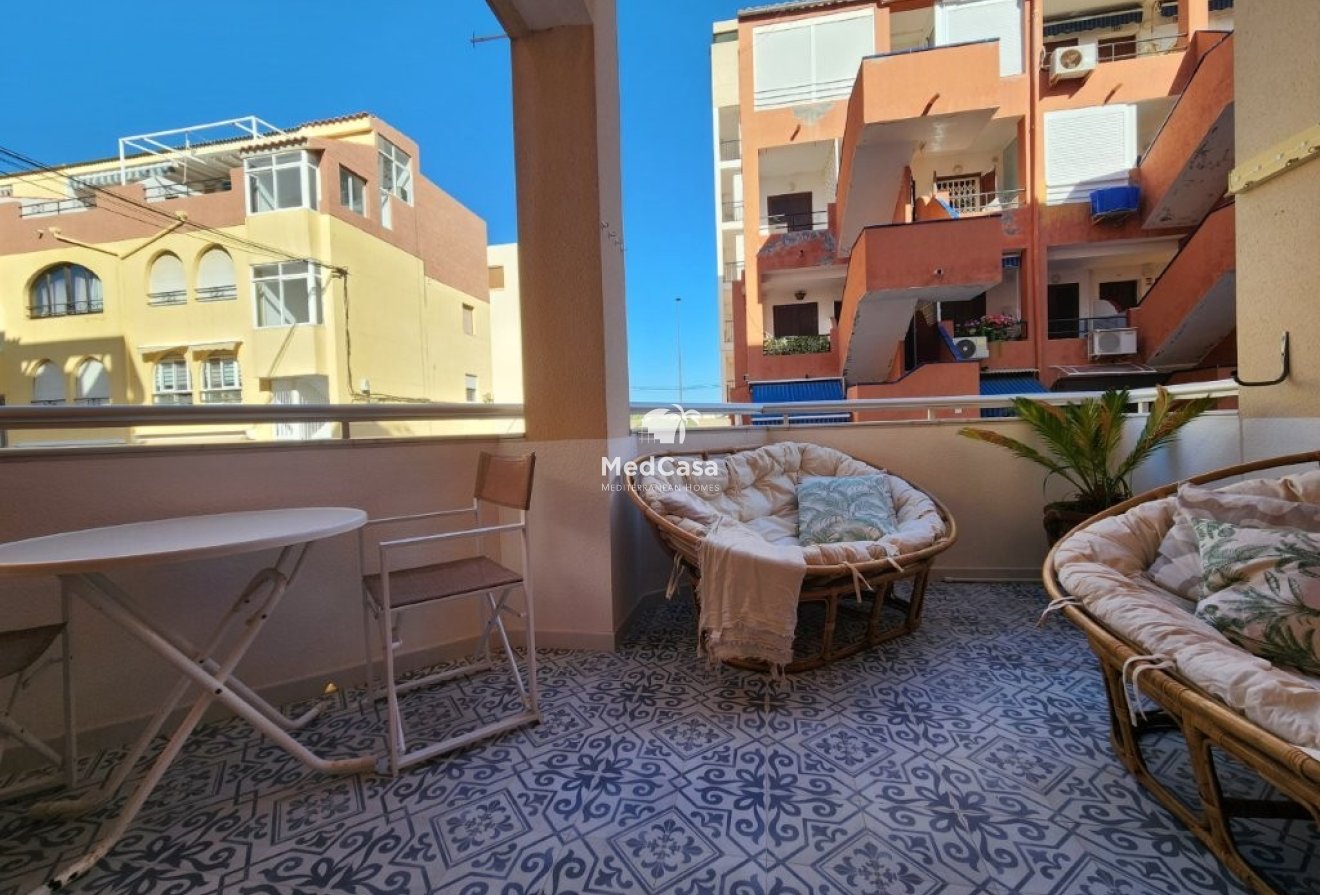 Resale - Apartment -
La Mata - La Mata (Torrevieja)