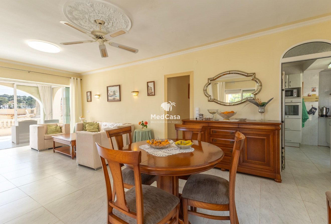 Resale - Villa -
Moraira - Pinar de l'Advocat