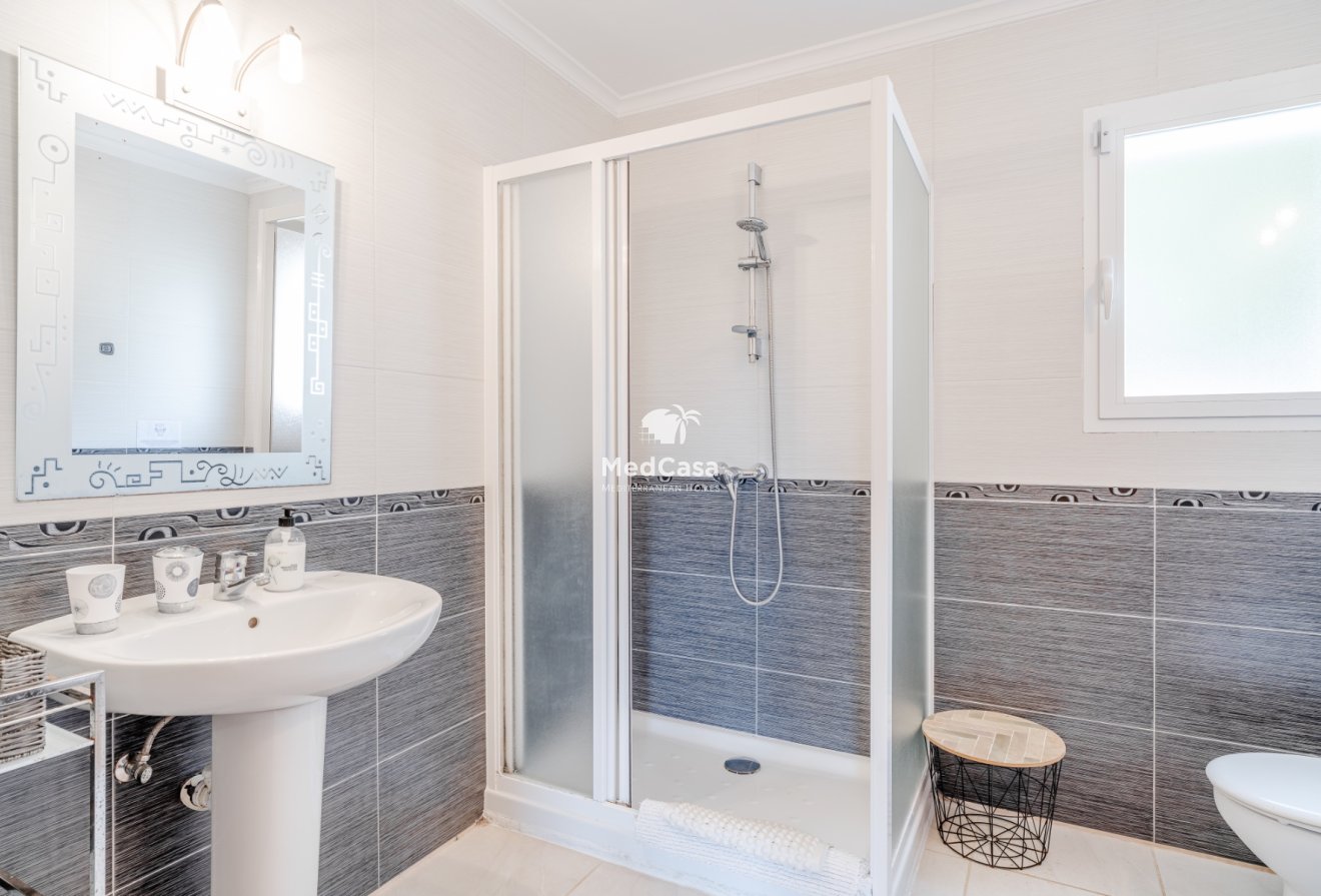 Resale - Villa -
Moraira - El Tesoro