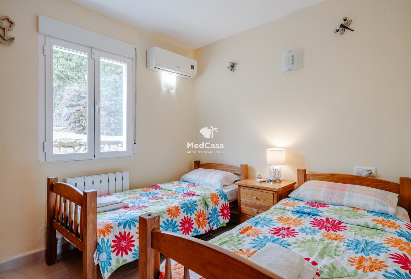 Resale - Villa -
Moraira - El Tesoro