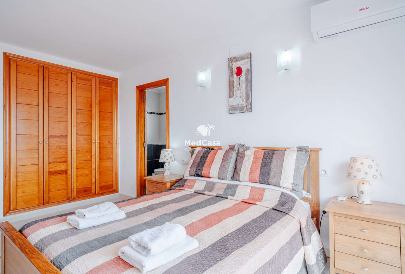 Resale - Villa -
Moraira - El Tesoro