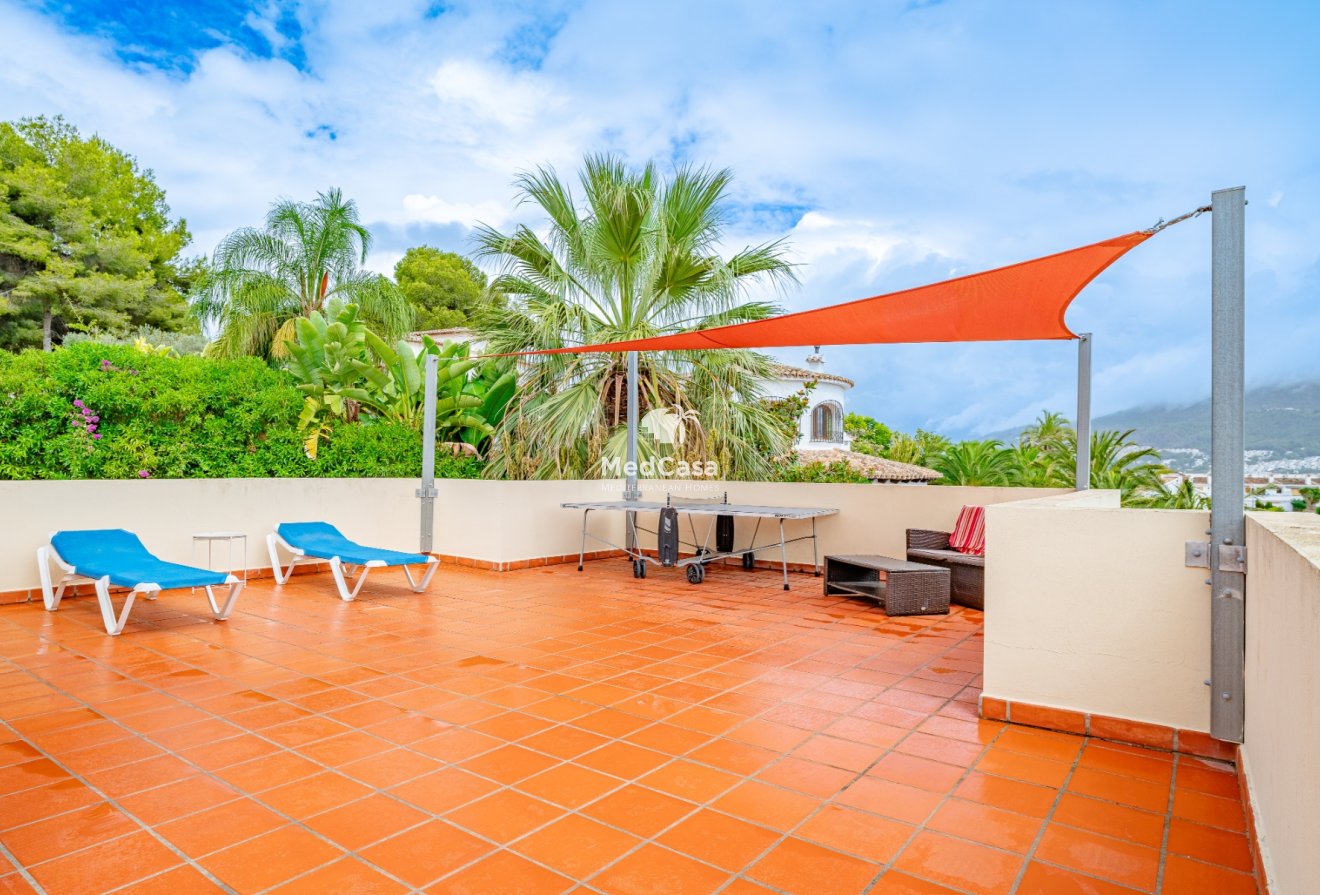 Resale - Villa -
Moraira - El Tesoro