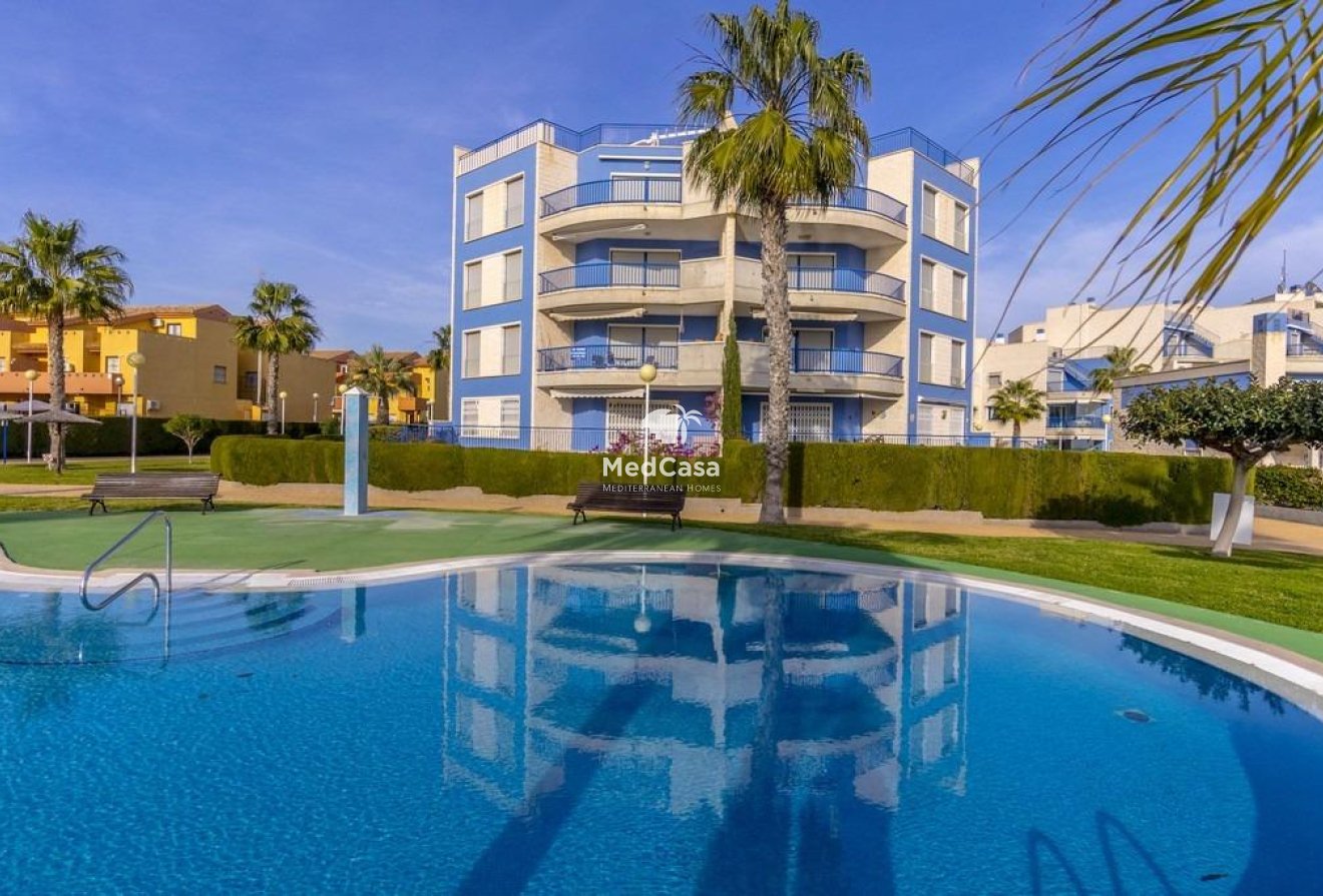 Wiederverkauf - Apartment -
Orihuela Costa - Campoamor