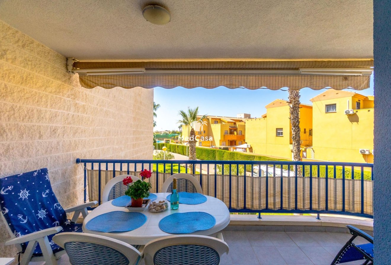 Wiederverkauf - Apartment -
Orihuela Costa - Campoamor
