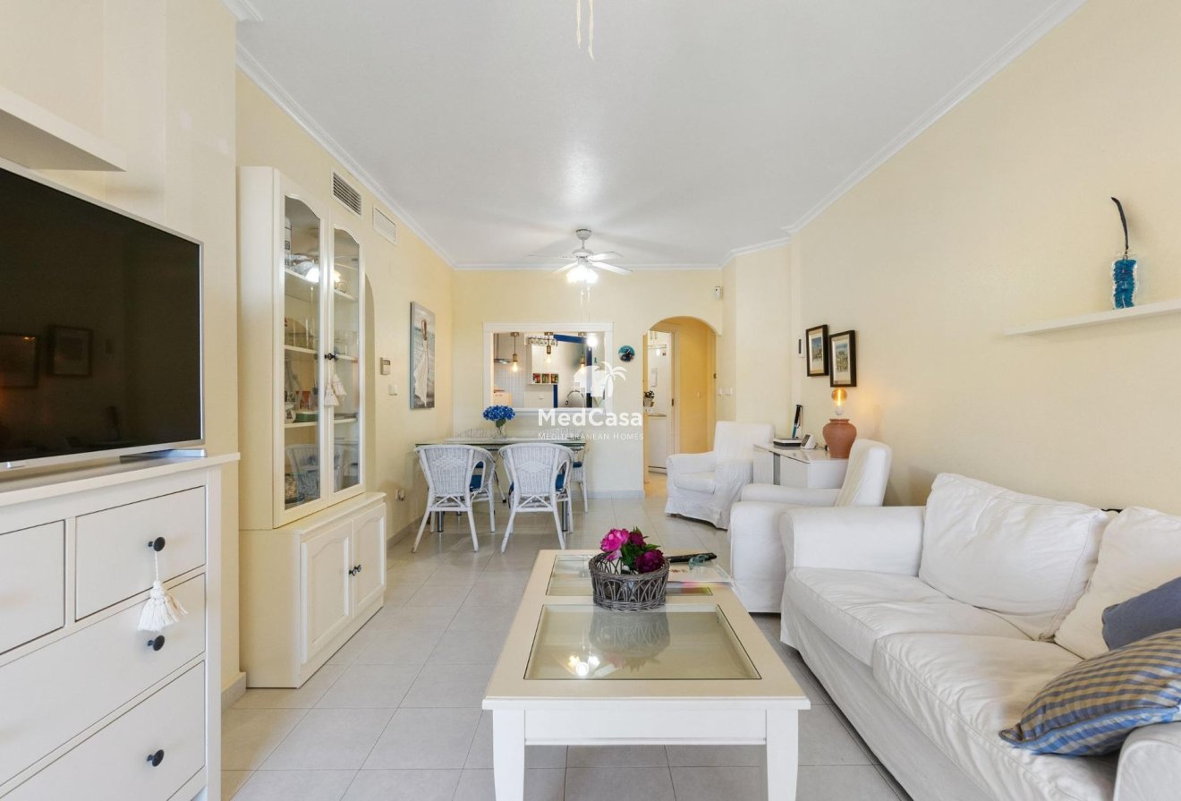 Wiederverkauf - Apartment -
Orihuela Costa - Campoamor