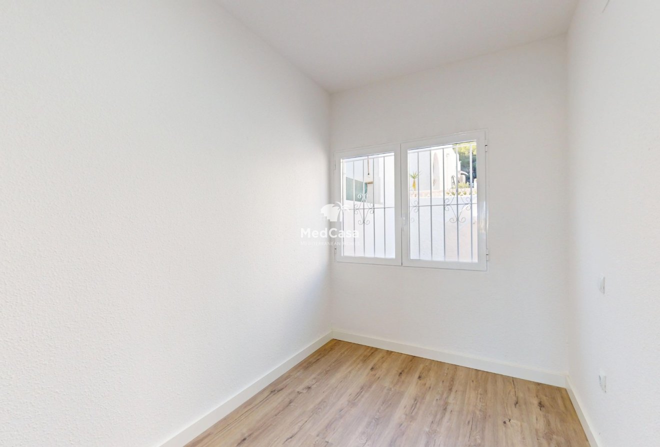 Wiederverkauf - Reihenhaus -
Orihuela Costa - Villamartín-Las Filipinas