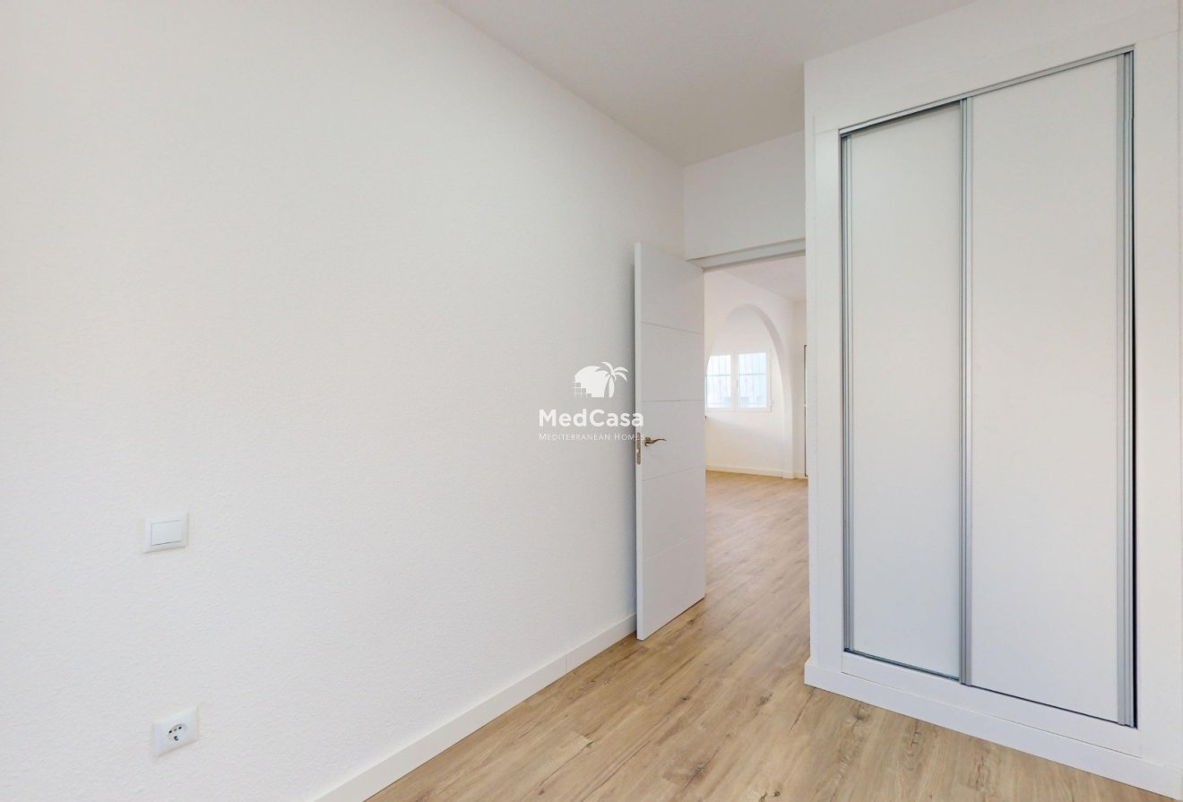 Wiederverkauf - Reihenhaus -
Orihuela Costa - Villamartín-Las Filipinas