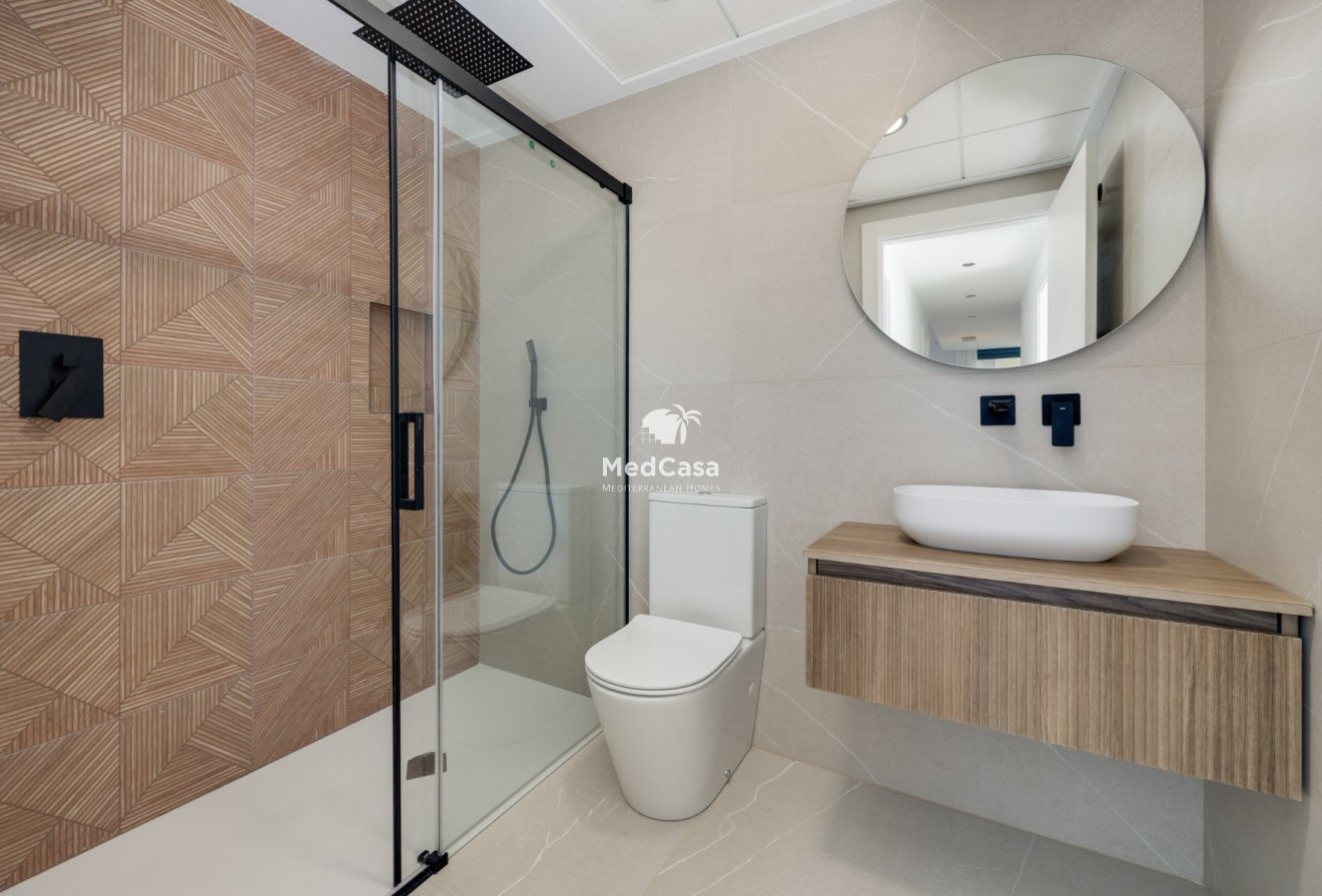 Obra nueva - Villa -
Torrevieja