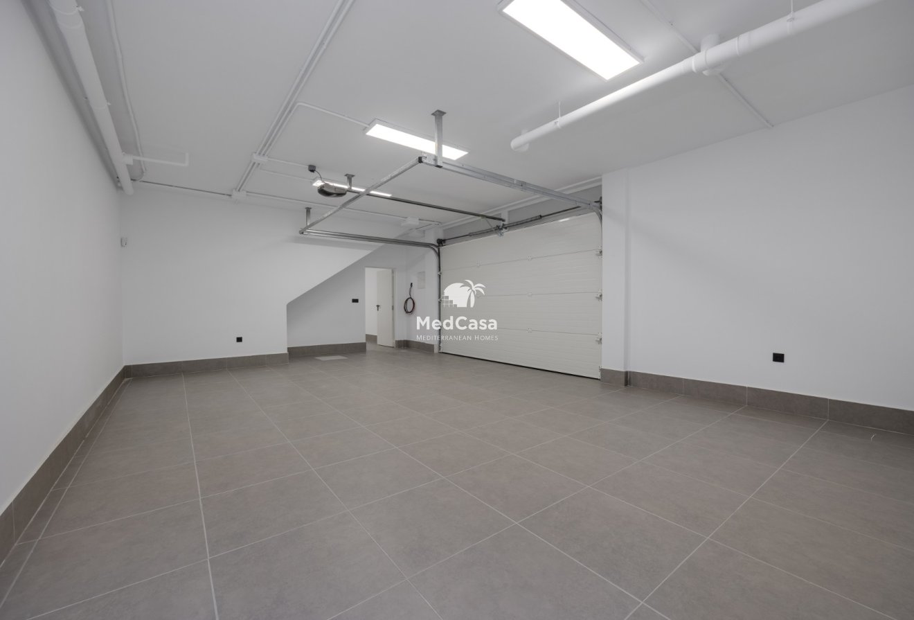 Obra nueva - Villa -
Torrevieja