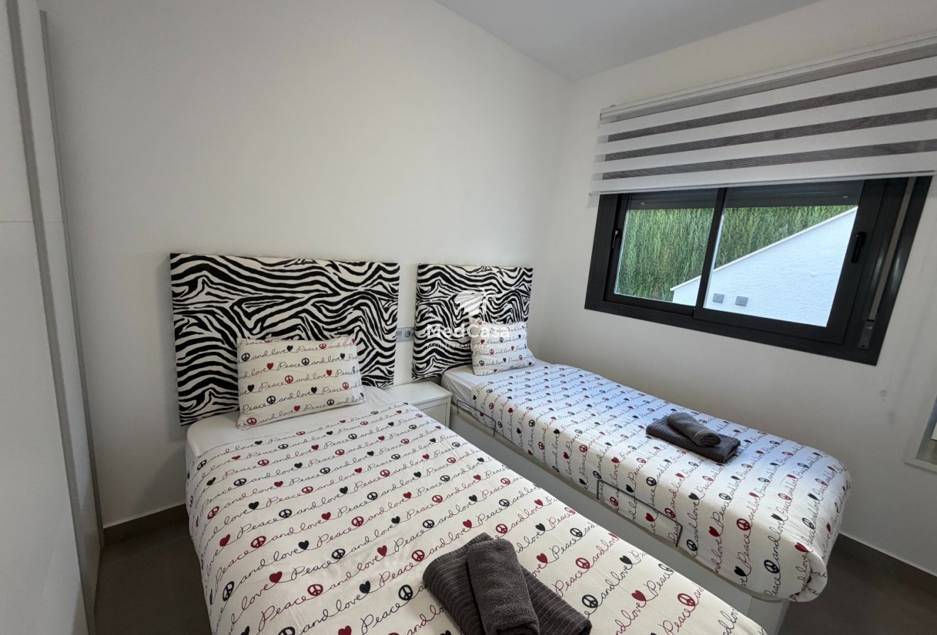 Wiederverkauf - Erdgeschosswohnung -
Pilar de la Horadada