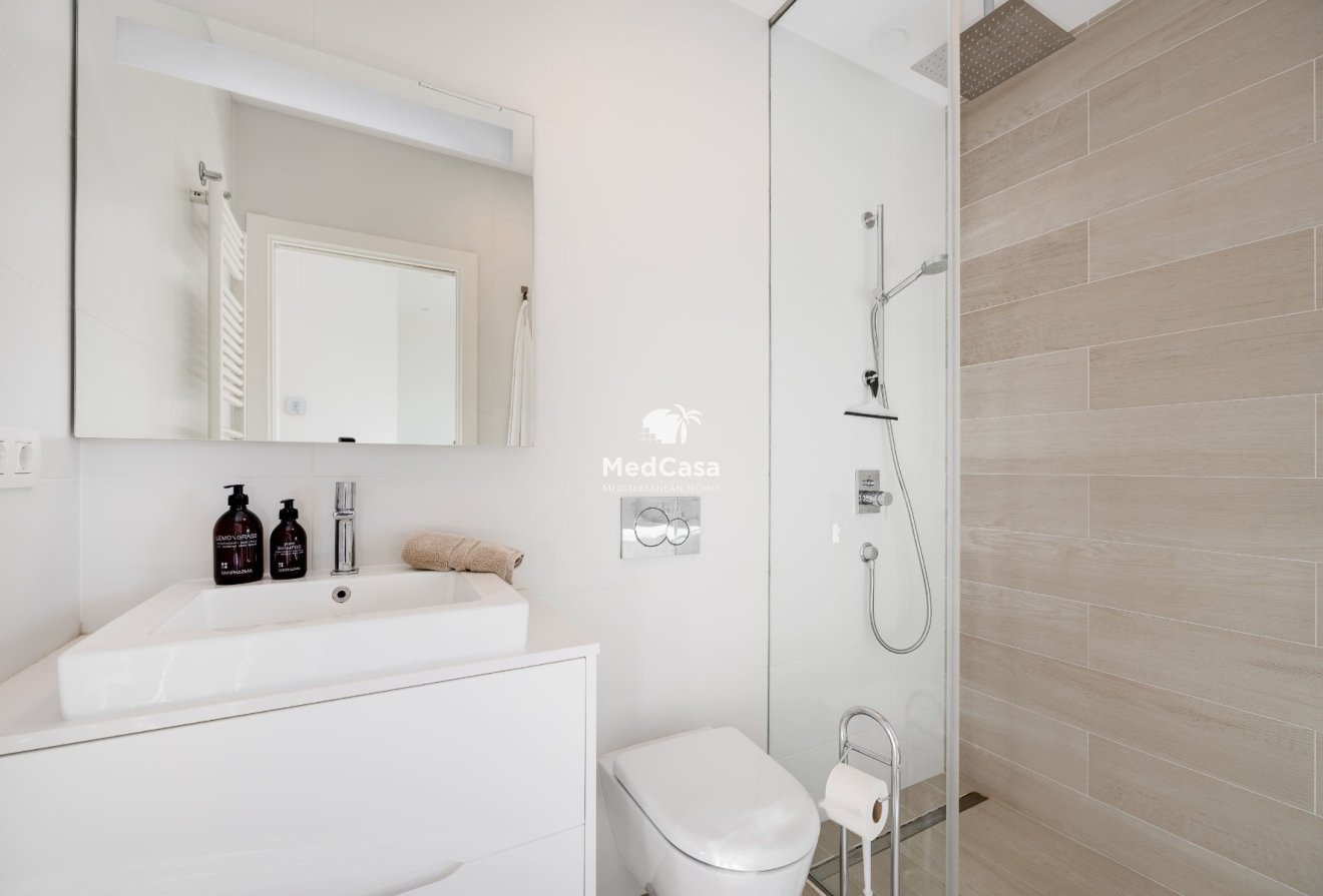 Wiederverkauf - Erdgeschosswohnung -
Golf Las Colinas