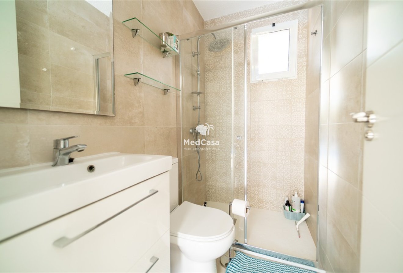 Wiederverkauf - Villa -
Torrevieja - El chaparral