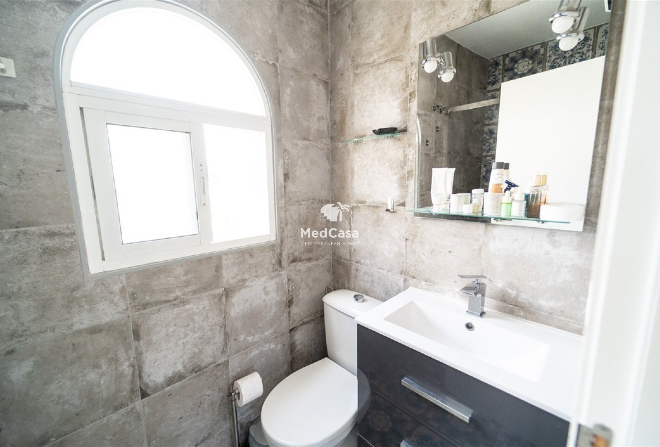 Wiederverkauf - Villa -
Torrevieja - El chaparral