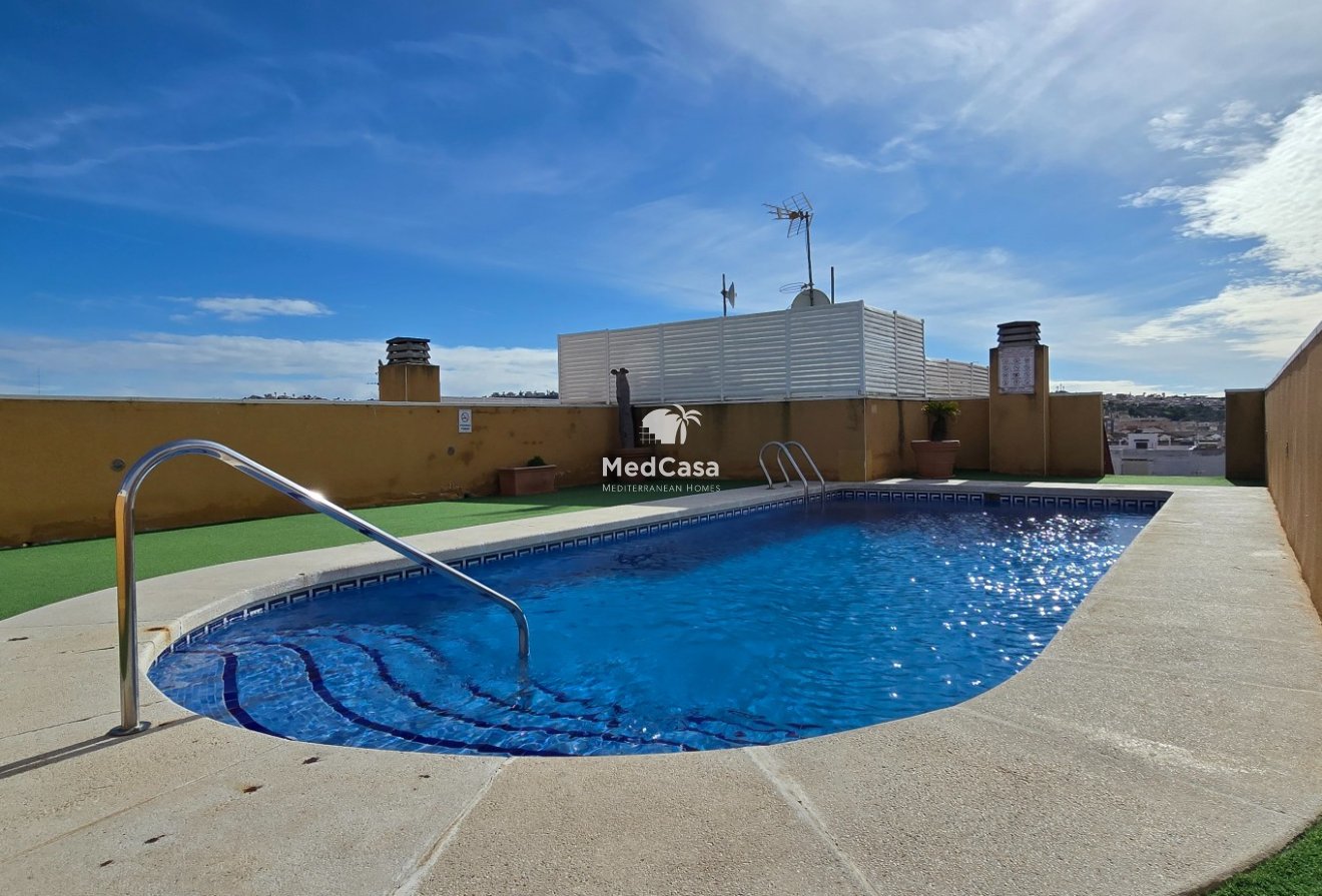 Resale - Ground floor apartment -
Formentera del Segura