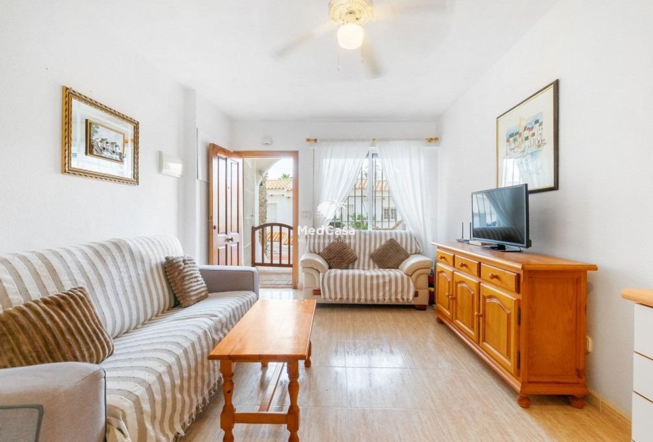 Wiederverkauf - Apartment -
Orihuela Costa - Aguamarina