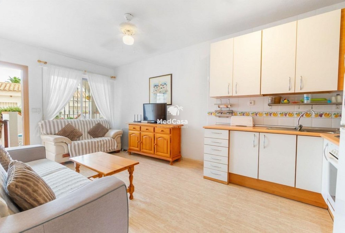 Wiederverkauf - Apartment -
Orihuela Costa - Aguamarina