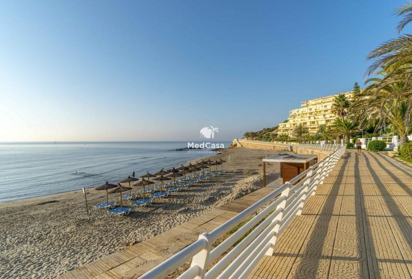 Wiederverkauf - Apartment -
Orihuela Costa - Aguamarina