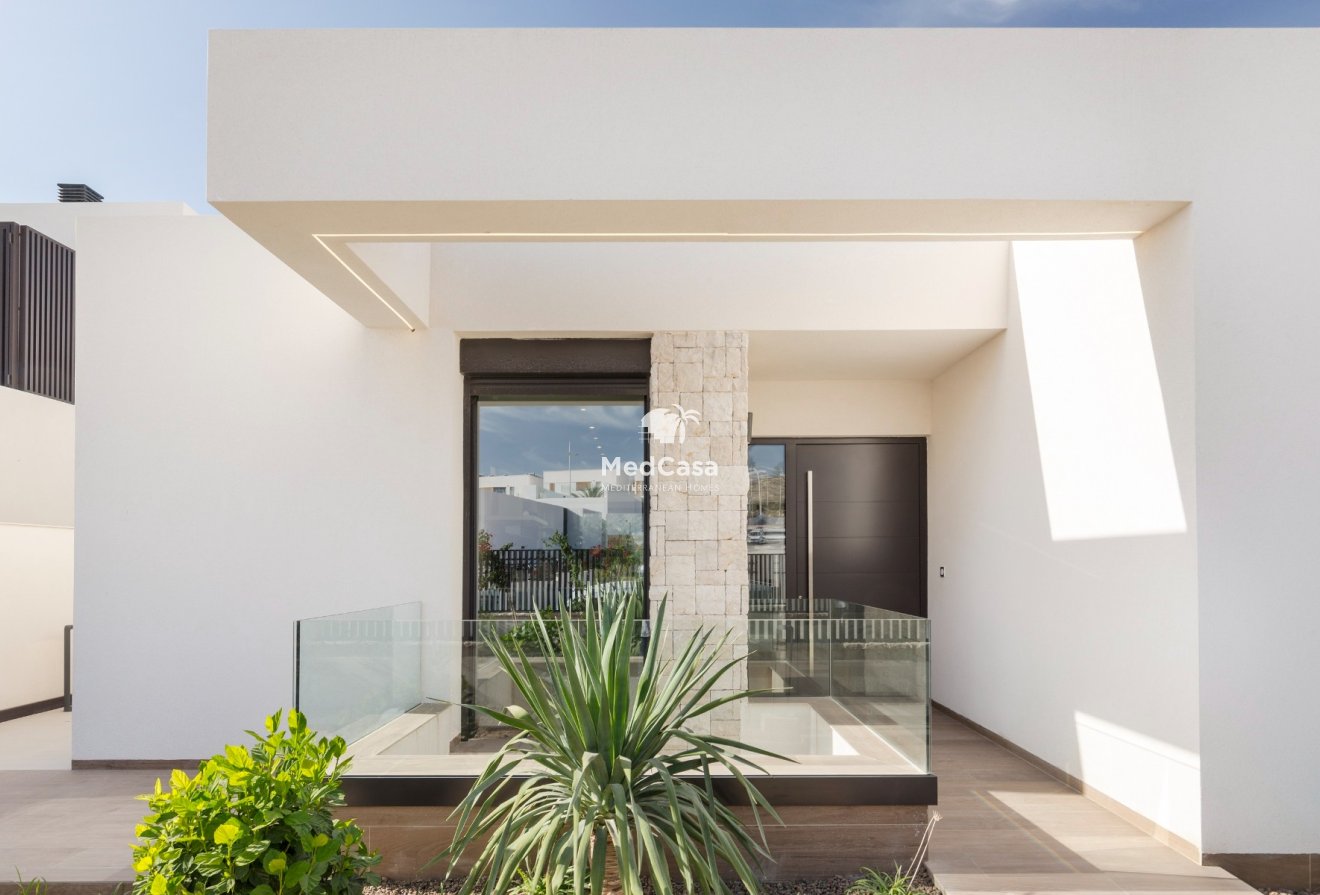 Neubau - Villa -
Golf La Finca