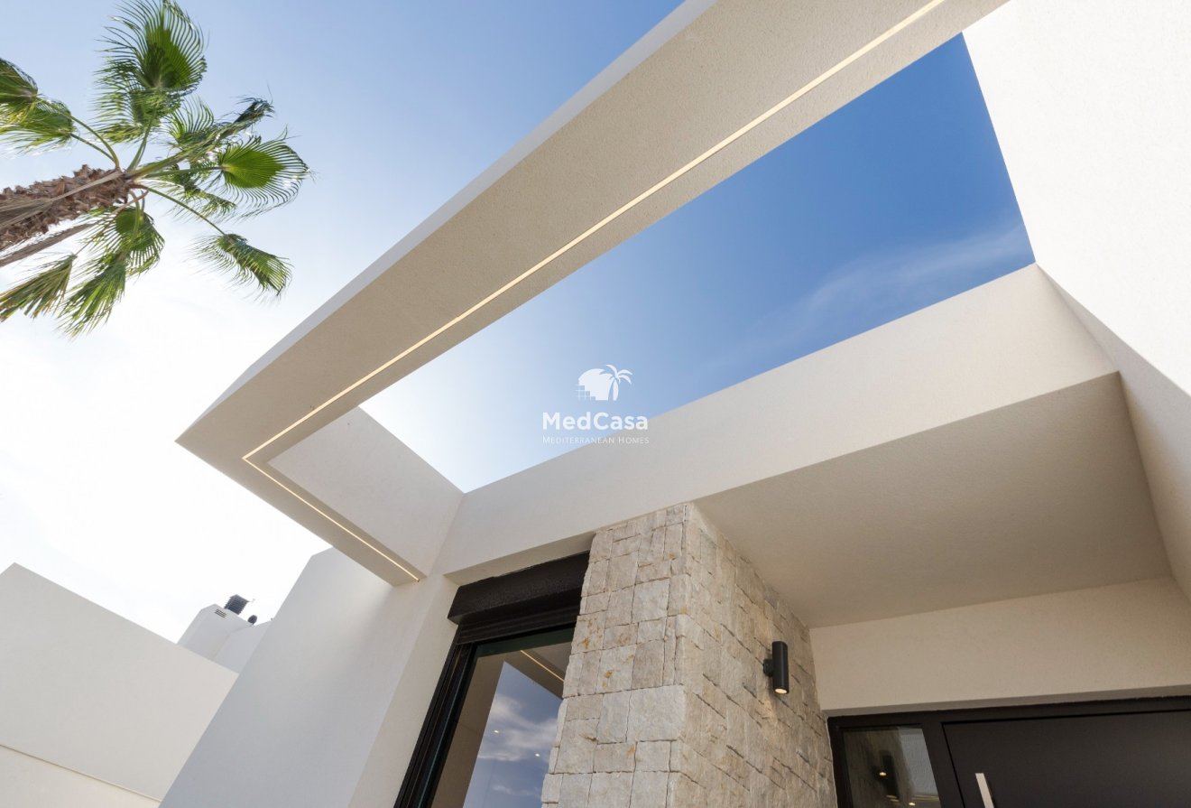 Neubau - Villa -
Golf La Finca