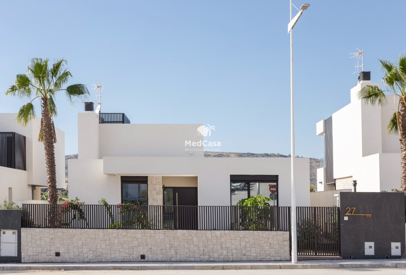 Neubau - Villa -
Golf La Finca