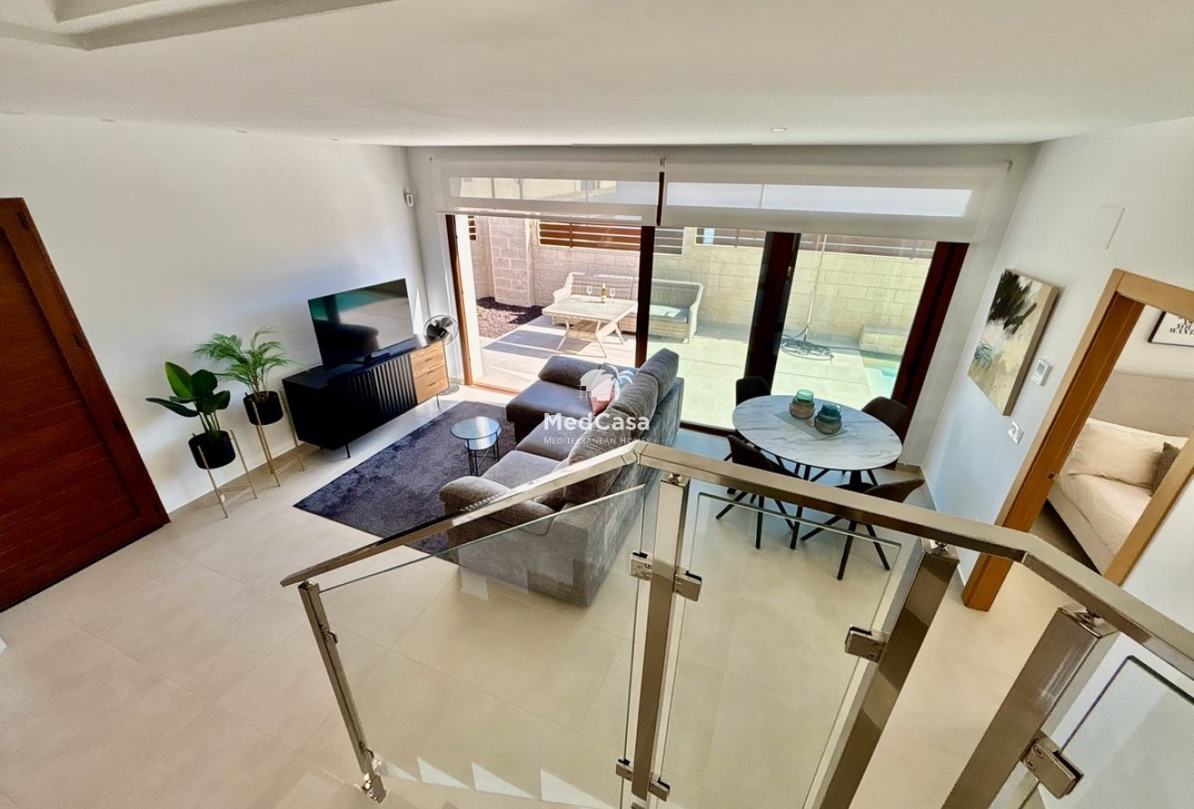 Resale - Villa -
Benijofar