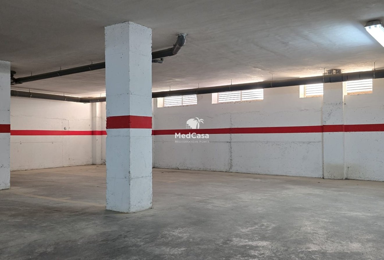 Resale - Ground floor apartment -
Formentera del Segura