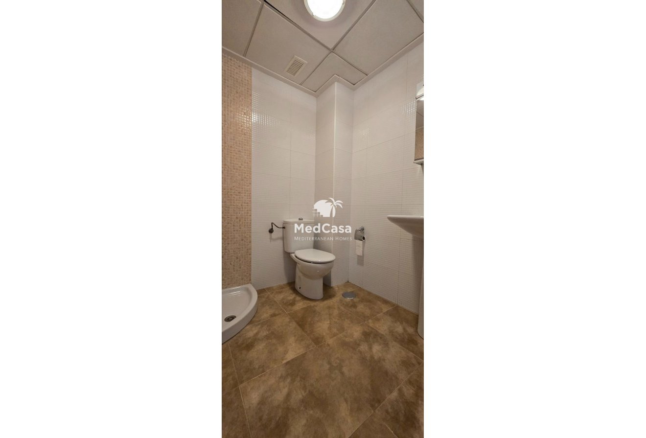 Resale - Ground floor apartment -
Formentera del Segura