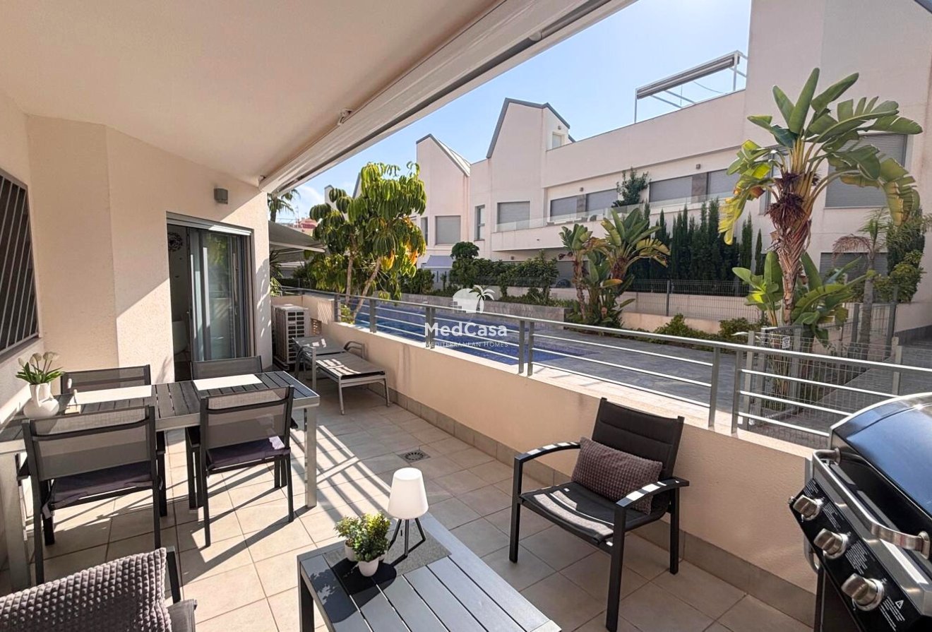 Wiederverkauf - Erdgeschosswohnung -
Torrevieja