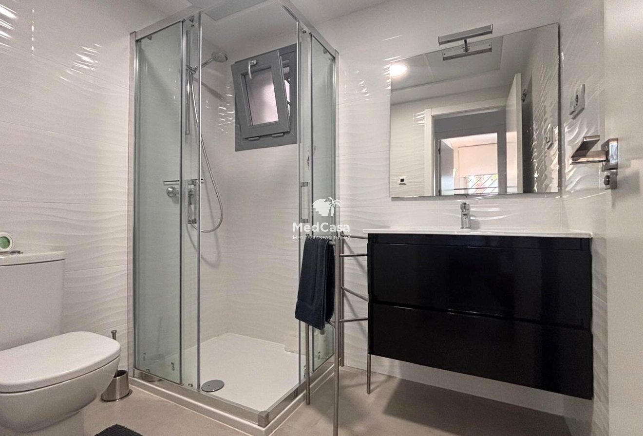 Wiederverkauf - Erdgeschosswohnung -
Torrevieja