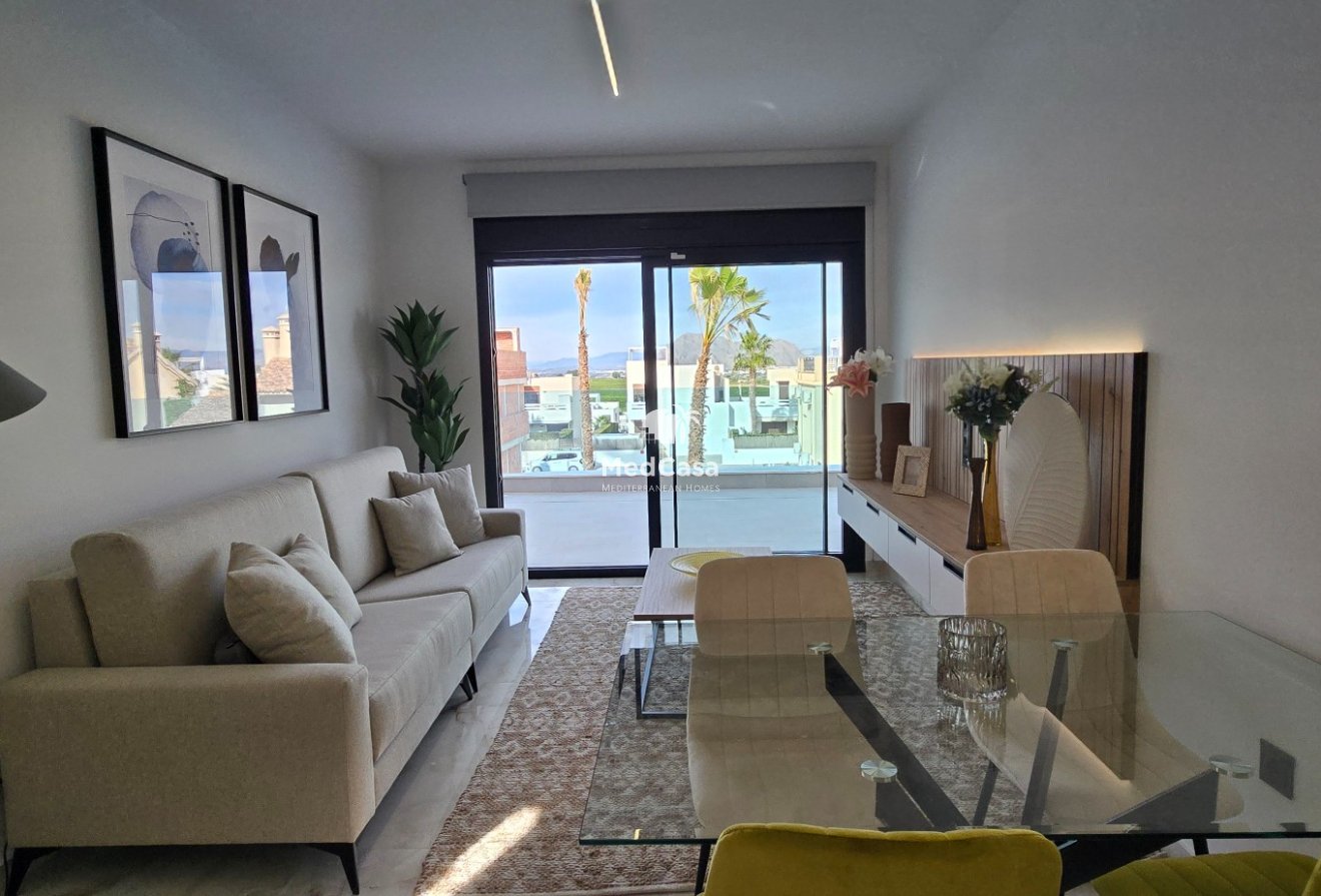 Obra nueva - Apartamento planta baja -
Golf La Finca