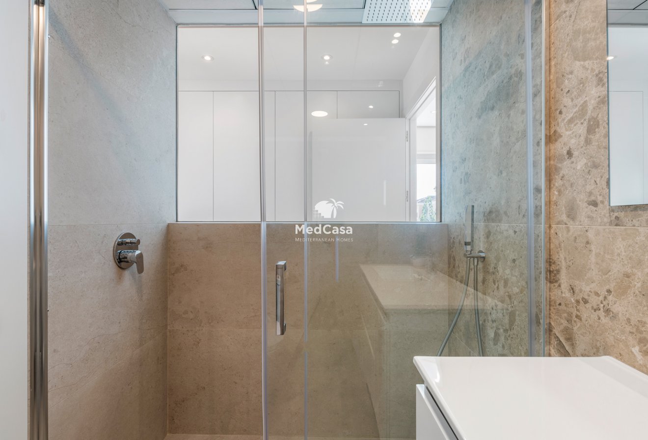 Obra nueva - Villa -
Los Alcázares