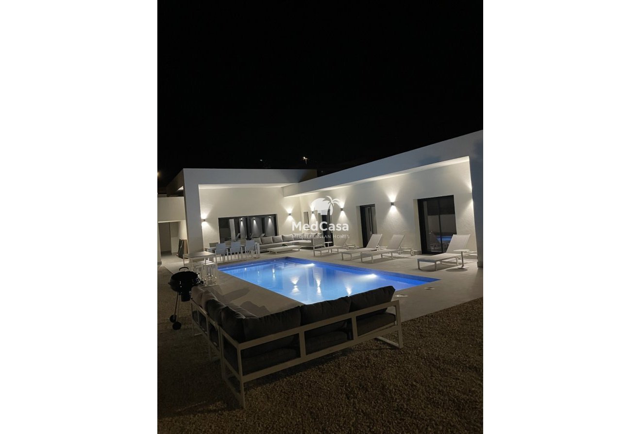 New Build - Villa -
La Romana