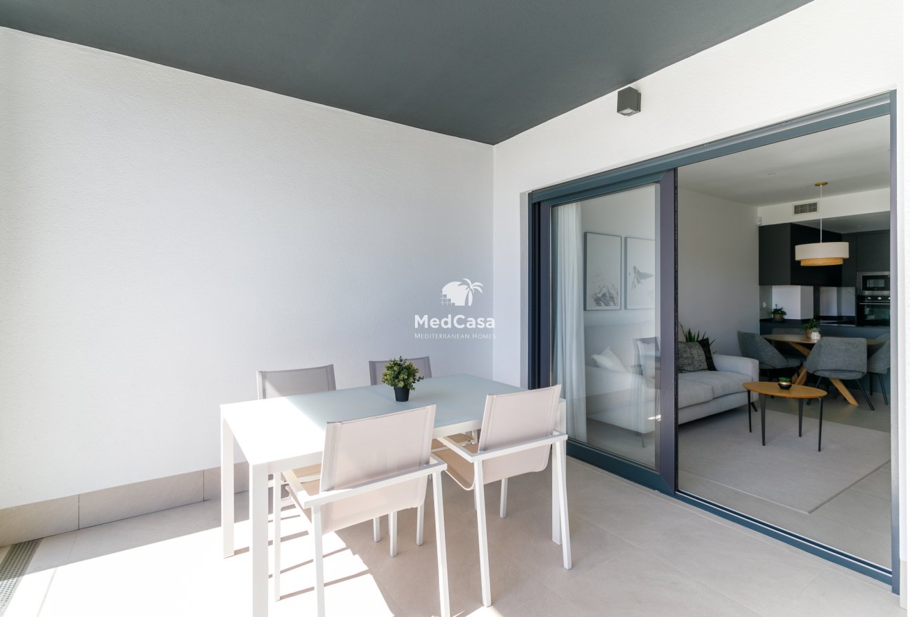 Obra nueva - Apartamento planta baja -
Torrevieja