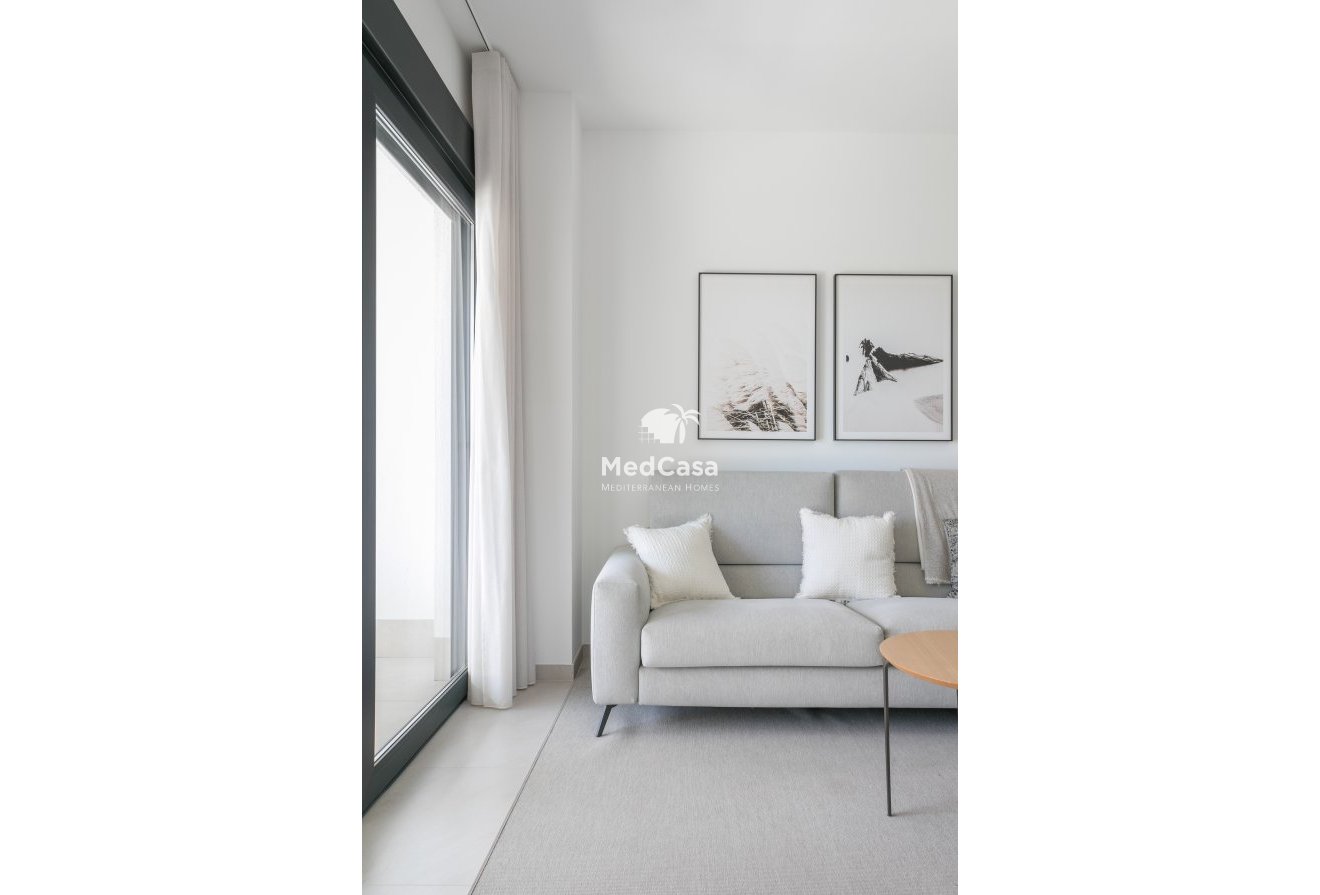 Obra nueva - Ático -
Torrevieja