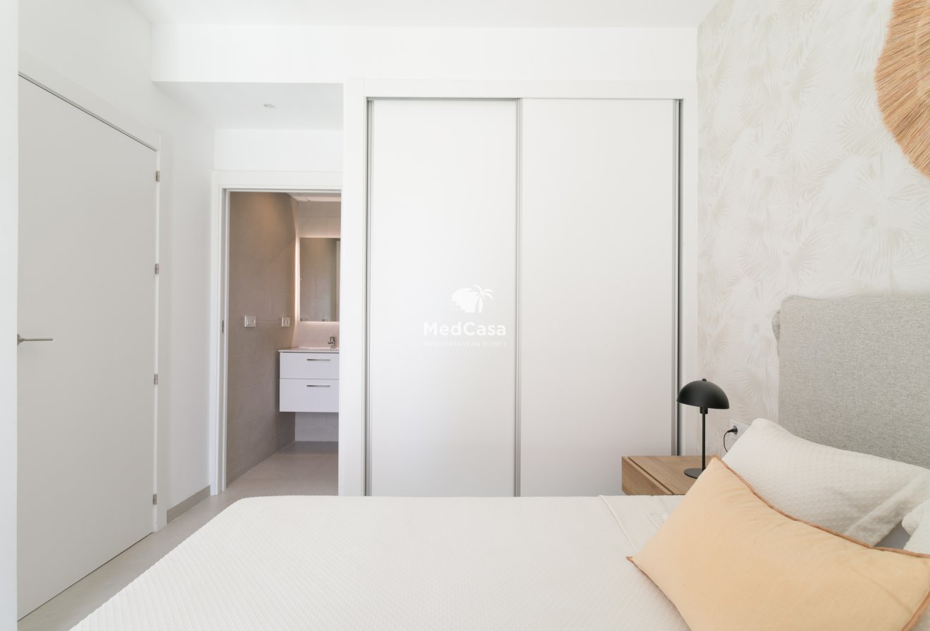 Obra nueva - Ático -
Torrevieja