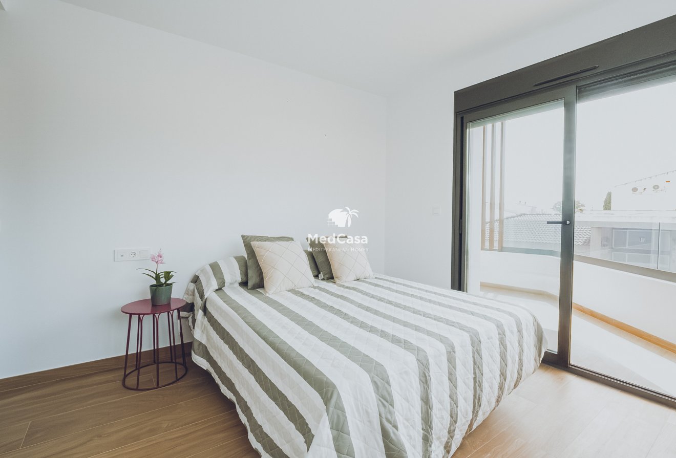 New Build - Apartment -
Redován