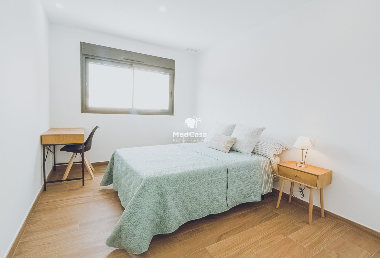 New Build - Apartment -
Redován