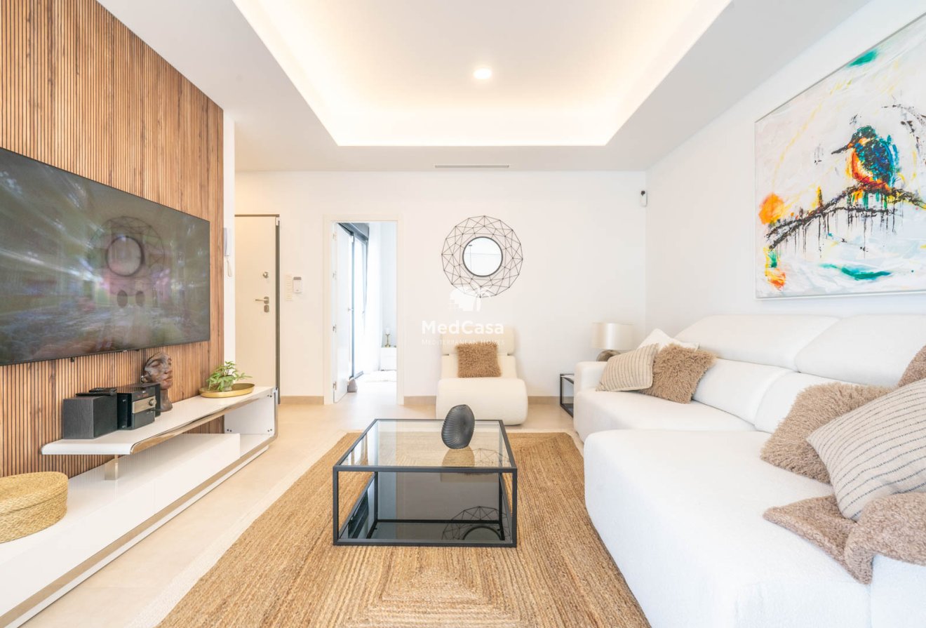 Neubau - Villa -
Roldan