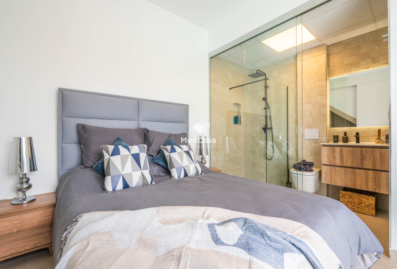 Neubau - Villa -
Roldan