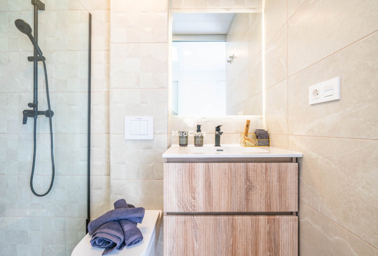 Neubau - Villa -
Roldan