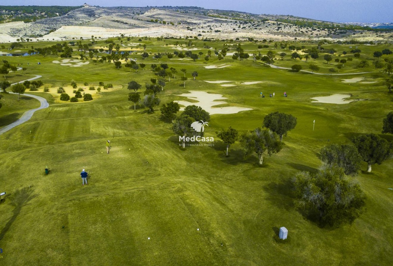 Obra nueva - Ático -
Golf Vistabella