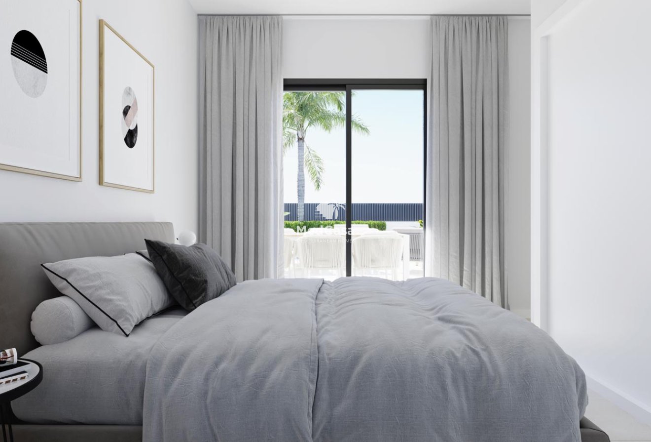 Obra nueva - Ático -
Torrevieja